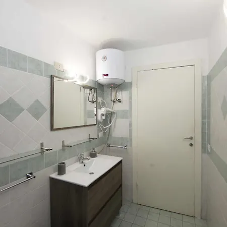 Residenza Alibertini Daire *
