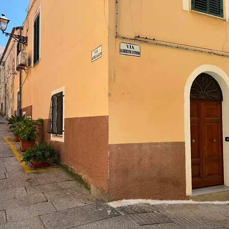 Residenza Alibertini 公寓 *